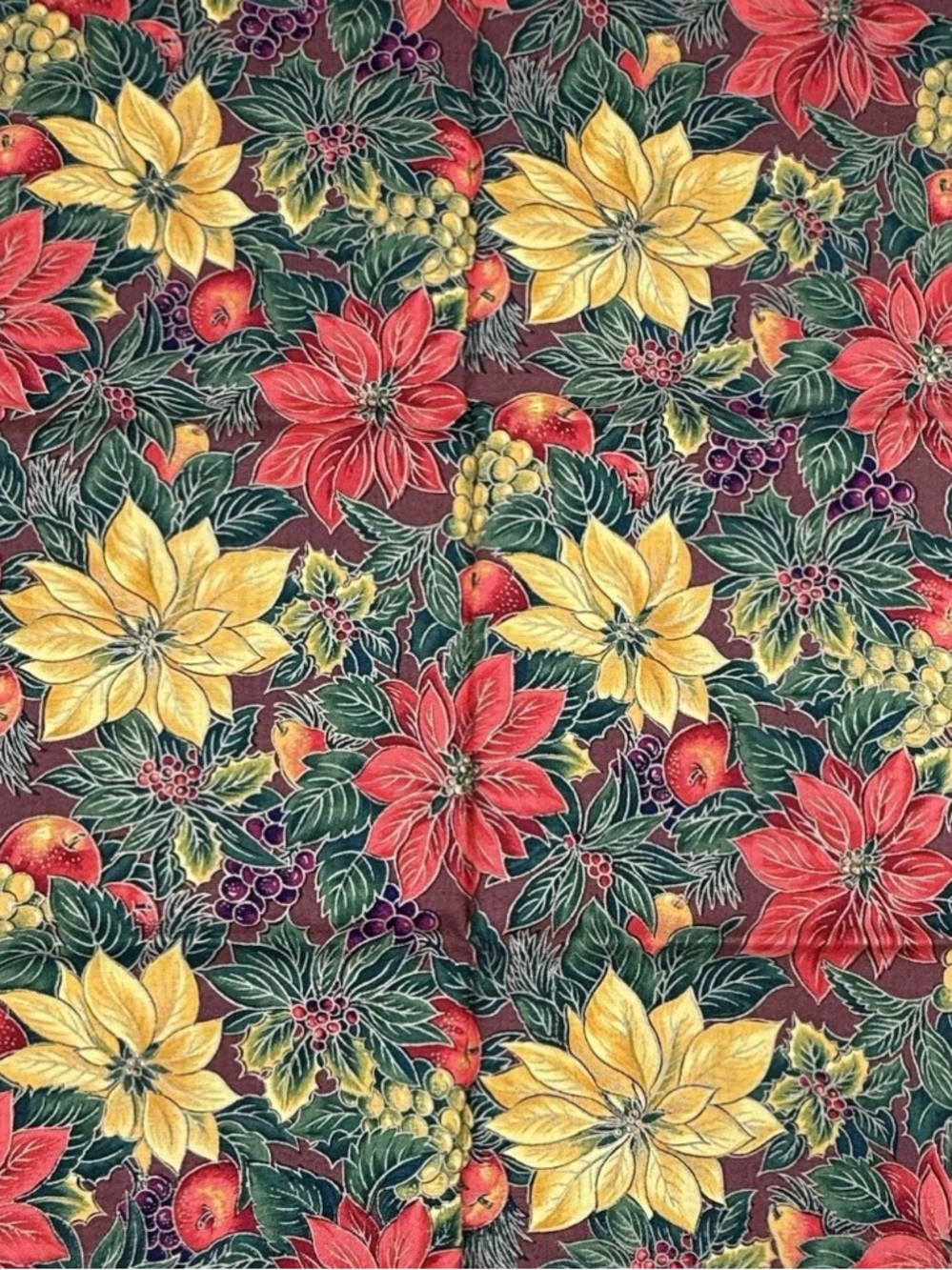 Hoffman Intl Fabric Vermont Lodge Holiday Poinsettias Cotton 19.5" x 44" Remnant